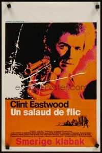 3j298 DIRTY HARRY Belgian '71 great c/u of Clint Eastwood pointing gun, Don Siegel crime classic!