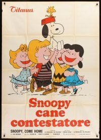 3p185 SNOOPY COME HOME Italian 1p '72 great different Peanuts art with Charlie Brown & Woodstock!