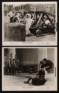 3w598 SIEGE OF SYRACUSE 2 8x10 stills '62 Rossano Brazzi in the amazing story of Archimedes!