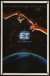 3z209 E.T. THE EXTRA TERRESTRIAL 1sh '82 Steven Spielberg classic, John Alvin art!