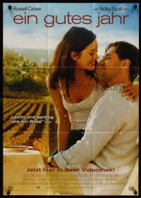 3y254 GOOD YEAR video German '06 Ridley Scott directed, romantic image of Russell Crowe