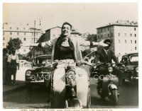 4b097 ANNA MARIA ALBERGHETTI 7.5x9.5 still '57 great c/u riding on Vespa with no hands in Rome!