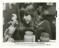 4b275 EXORCIST 8x10 still '74 close up of young Linda Blair painting clay bird, Friedkin classic!