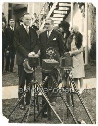 4b541 LOUIS B. MAYER 7.25x9.5 still '31 with former President Calvin Coolidge facing microphone!