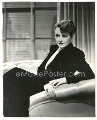 4b598 MARY ASTOR 7.75x9.5 still '41 great close seated portrait from The Great Lie by Bert Six!