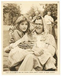 4b618 MIRACLE WORKER candid 8x10 still '62 Patty Duke sitting on producer Fred Coe's lap on the set!