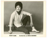 4b669 PATSY CLINE 8x10 music publicity still '60s smiling portrait when she was w/ Decca Records!