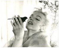 4b589 MARILYN MONROE English 8x10 still '60s sexy super close up with bird by Cecil Beaton!