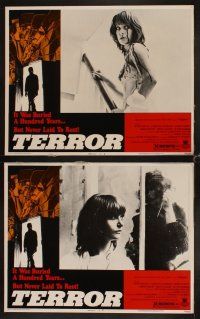 4h699 TERROR 8 LCs '79 English horror, it was buried a hundred years ago but never laid to rest!