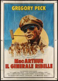 4s067 MacARTHUR Italian 2p '77 daring, brilliant, stubborn World War II Rebel General Gregory Peck!