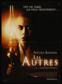 4t456 OTHERS French 15x21 '01 creepy image of Nicole Kidman with lamp, horror!