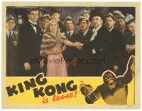 4w237 KING KONG LC R42 c/u of Fay Wray, Robert Armstrong & Bruce Cabot staring up at giant ape!