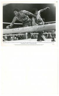 5a458 CARL WEATHERS signed 8x10 still '79 boxing in the ring with Sylvester Stallone in Rocky II!