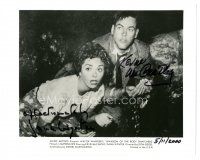 5a793 KEVIN MCCARTHY/DANA WYNTER signed 8x10 REPRO still '00 c/u in Invasion of the Body Snatchers!