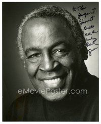 5a856 ROBERT GUILLAUME signed 8x10 REPRO still '80s head & shoulders portrait of the Benson star!