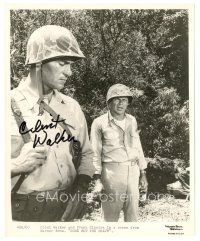 5a468 CLINT WALKER signed TV 8x10 still R70s close up with Frank Sinatra from None But the Brave!