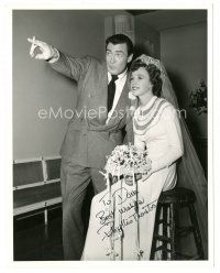 5a610 PHYLLIS THAXTER signed deluxe 8x10 still '45 in bridal gown w/ Walter Pidgeon at The Waldorf!