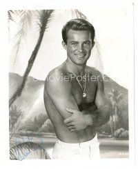 5a615 ROBERT CONRAD signed 8x10 still '60s barechested smiling close up with his arms crossed!