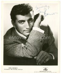 5a422 TONY BENNETT signed 8x10 publicity still '60s super young, the Columbia Recording Artist!
