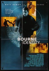 5b092 BOURNE IDENTITY DS 1sh '02 cool image of Matt Damon as the perfect weapon!