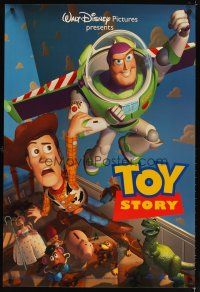 5b731 TOY STORY DS 1sh '95 Disney & Pixar cartoon, great image of flying Buzz, Woody & cast!