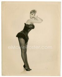 5d504 JANIS PAIGE 8x10 still '57 full-length in sexy showgirl outfit from Silk Stockings!