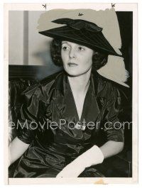 5d644 MARY ASTOR 6x8.25 news photo '36 in court testifying against husband for shaking their baby!