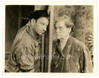 5d667 MIN & BILL 8x10 still '30 great close up of Marie Dressler staring at Wallace Beery!