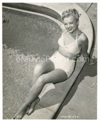 5d688 MYRNA DELL 7.5x9 still '46 sexy close up sitting by swimming pool by Ernest A. Bachrach!