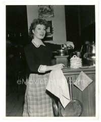 5d952 VALLEY OF DECISION 8x10 still '45 perfect maid Greer Garson grinding coffee in kitchen!