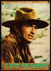 5f591 STALKING MOON Italian lrg pbusta '68 close-up of tough cowboy Gregory Peck!