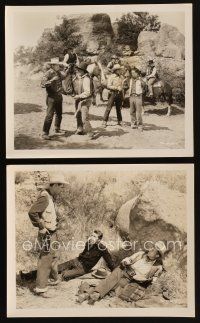 5g824 OUTLAWS OF TEXAS 2 8x10 stills '50 great images of cowboys Whip Wilson & Andy Clyde!