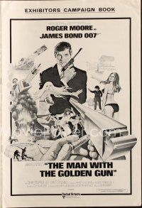 5h264 MAN WITH THE GOLDEN GUN English pressbook + supplement '74 Roger Moore as James Bond!