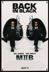 5w539 MEN IN BLACK II advance 1sh '02 great images of Tommy Lee Jones & Will Smith!