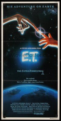5t669 E.T. THE EXTRA TERRESTRIAL Aust daybill '82 Steven Spielberg, great John Alvin artwork!