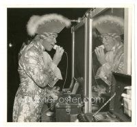 5x228 DU BARRY WAS A LADY candid 8.25x9 still '43 Red Skelton shaving his face between scenes!