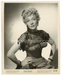 5x679 RANCHO NOTORIOUS 8x10 still '52 Fritz Lang, c/u of sexy Marlene Dietrich with hands on hips!