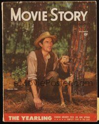 6b332 MOVIE STORY magazine December 1946 great image of Gregory Peck with dog from The Yearling!