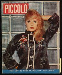 6b530 PICCOLO Dutch magazine July 30, 1961 sexy Elke Sommer wearing great Asian silk outfit!