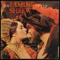 6b239 TAMING OF THE SHREW souvenir program book '67 Elizabeth Taylor & Richard Burton!