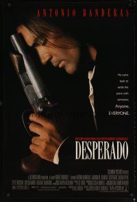 6g233 DESPERADO 1sh '95 Robert Rodriguez, close image of Antonio Banderas with big gun!