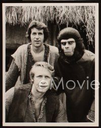6f623 PLANET OF THE APES 4 TV 7.25x9.25 stills '74 great images from Season 1 Episode 1!