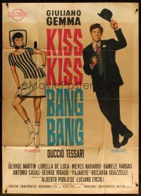 6h381 KISS KISS...BANG BANG Italian 1p '66 cool Sandro Symeoni artwork of spy Giuliano Gemma!