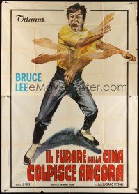 6h060 FISTS OF FURY Italian 2p '73 cool different artwork of kung fu master Bruce Lee in motion!