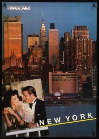 6j106 PAN AM NEW YORK travel poster '70s wonderful image of NYC skyline & romantic couple!