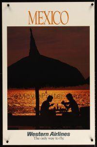 6j100 WESTERN AIRLINES MEXICO travel poster '80s romantic image of couple dining on by beach!