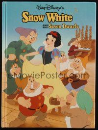 6p307 SNOW WHITE & THE SEVEN DWARFS hardcover book '93 illustrated storybook of the Disney movie!
