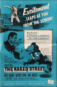 6p846 NAKED STREET pressbook '55 art of Anthony Quinn stopping Anne Bancroft from hitting him!