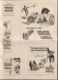 6p853 NORTH BY NORTHWEST pressbook R66 Cary Grant, Eva Marie Saint, Alfred Hitchcock classic!