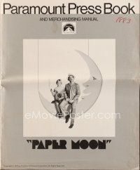6p866 PAPER MOON pressbook '73 great image of smoking Tatum O'Neal with dad Ryan O'Neal!